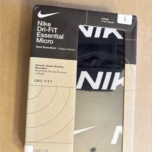 Nike Dri-FIT Essential Micro Boxer Briefs- black